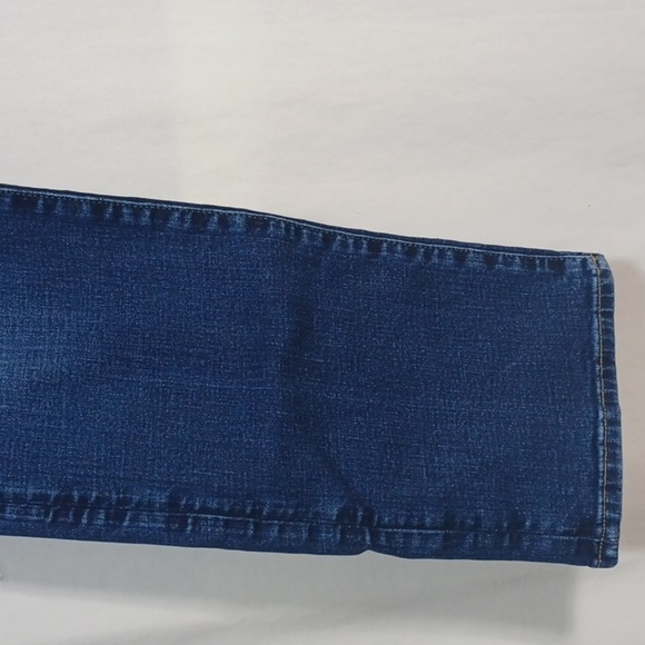 AMERICAN EAGLE JEANS SIZE 31/34 IN A BEAUTIFUL FADED BLUE DEMIN 💙 - Picture 2 of 9